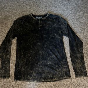 NWOT BUCKLE BLACK LONG SLEEVE